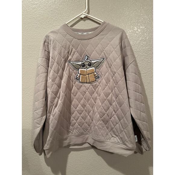 NWT Disney Parks Star Wars Tan Quilted Patch Grogu sz L - Picture 1 of 4